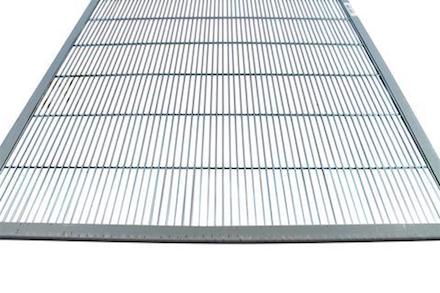 Grille à reine métallique à 8 cadres